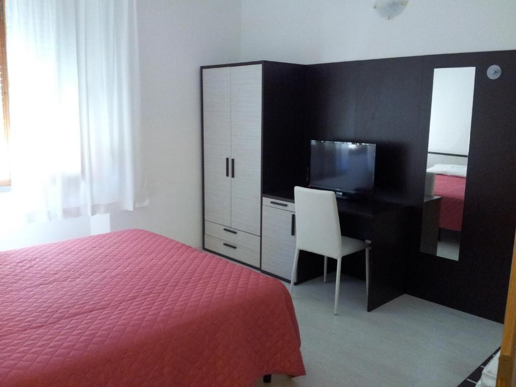 Bed and Breakfast Tellus Saturnia Habitación foto