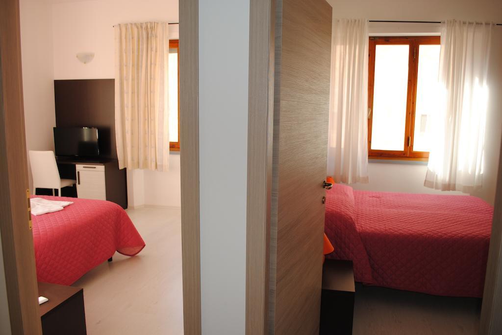 Bed and Breakfast Tellus Saturnia Habitación foto