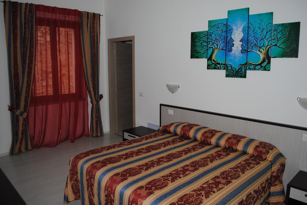 Bed and Breakfast Tellus Saturnia Habitación foto